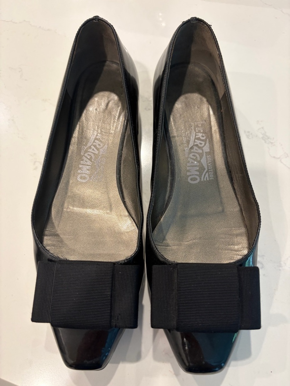 Salvatore Ferragamo Black Patent Leather Bow Toe Flats women’s 6.5